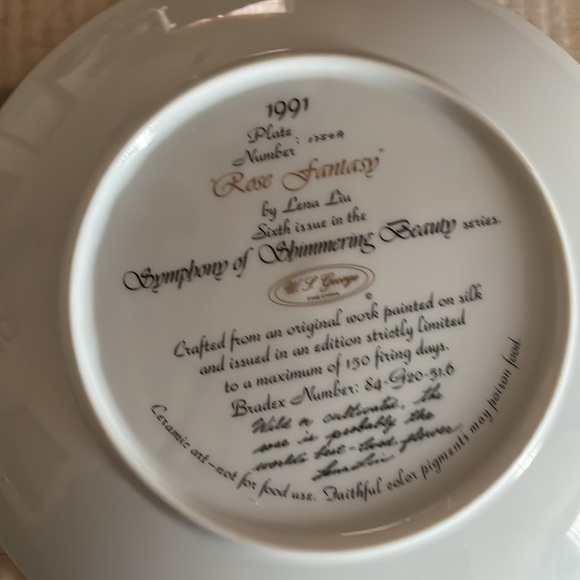 Set of 4 Bradford Exchange Collectible Plates - Picture 5 of 8